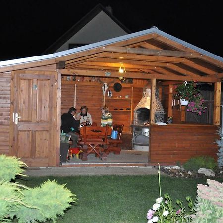 Vila Mirka ポプラト エクステリア 写真