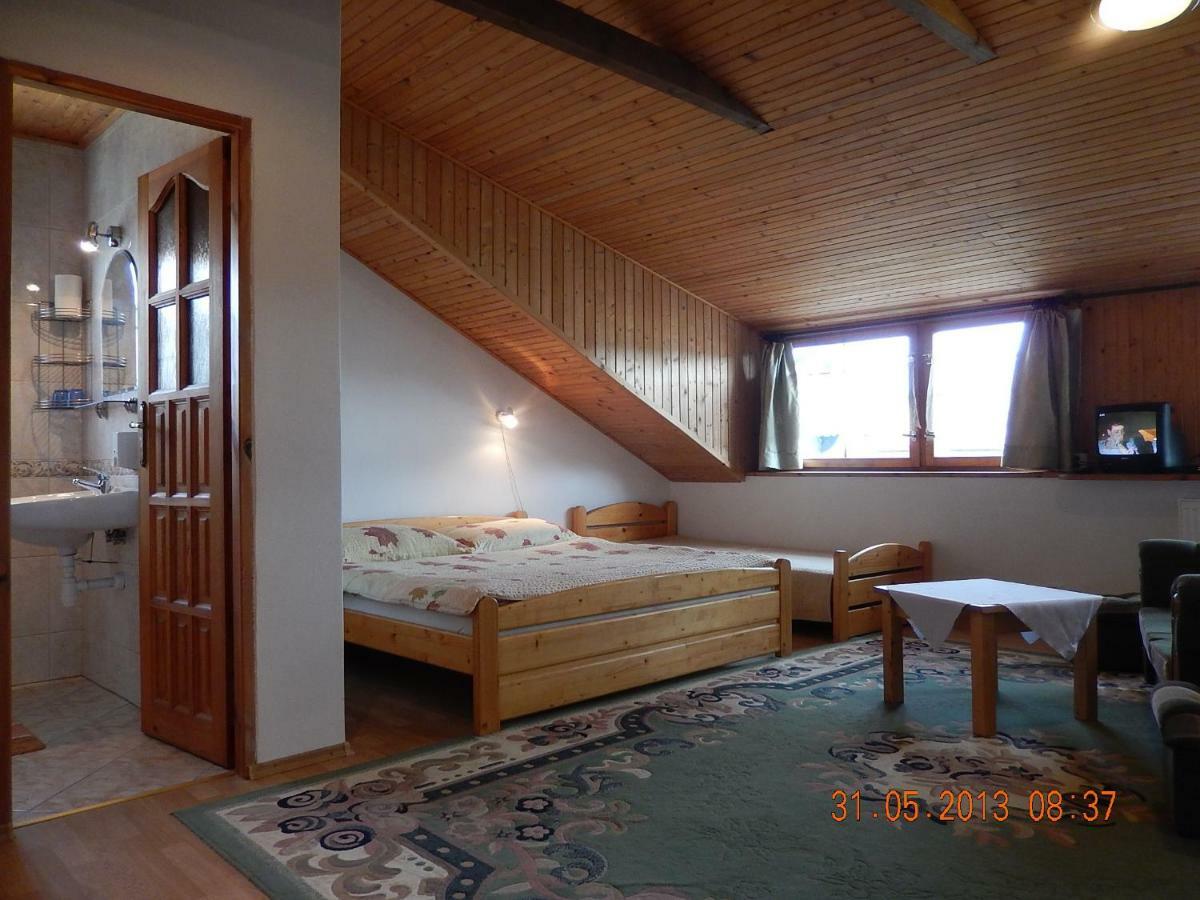 Vila Mirka ポプラト エクステリア 写真