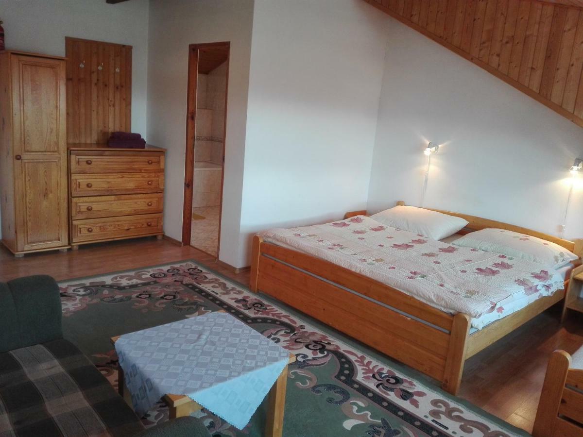 Vila Mirka ポプラト エクステリア 写真